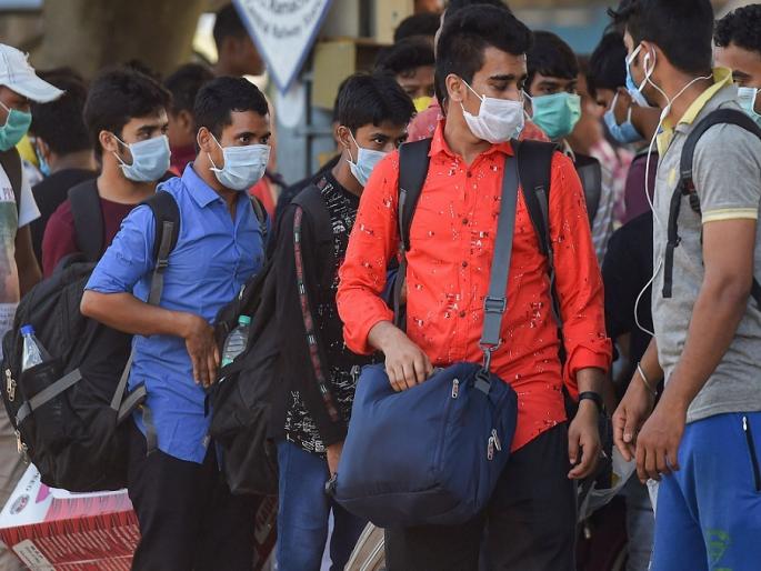 In Solapur, those who do not wear masks in crowded places are now fined Rs 1,000 | मास्क न वापरणाऱ्यांना सोलापूरकरांना आता एक हजार रूपये दंड; पालकमंत्र्यांनी घेतला निर्णय