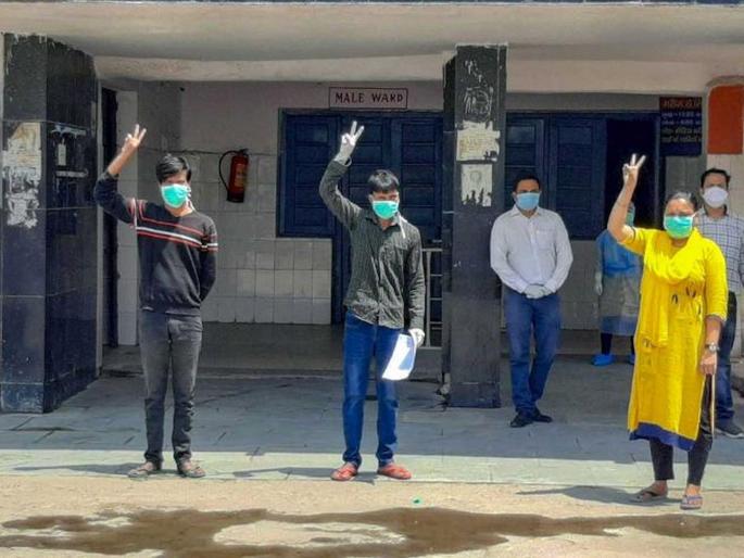 CoronaVirus More than 400 patients recovered in Mumbai form corona | CoronaVirus: मुंबई परिक्षेत्रात ४०० हून अधिक कोरोनामुक्त