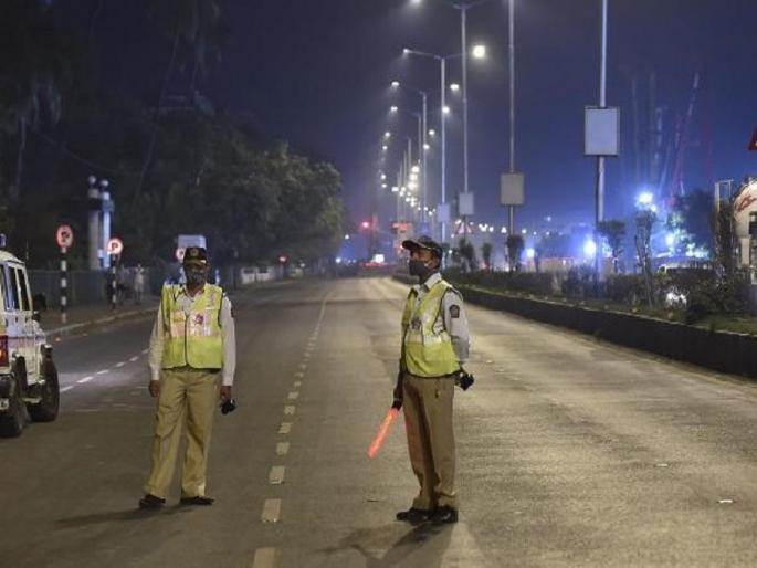 strict restrictions again in Pune district to prevent the spread of omicron | Pune News: ओमायक्रॉनचा प्रादुर्भाव रोखण्यासाठी पुणे जिल्ह्यात पुन्हा कडक निर्बंध strict restrictions again in Pune district to prevent the spread of omicron | Pune News: ओमायक्रॉनचा प्रादुर्भाव रोखण्यासाठी पुणे जिल्ह्यात पुन्हा कडक निर्बंध