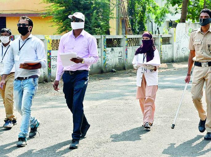 CoronaVirus in Nagpur: Survey of 30 lakh people in Nagpur city | CoronaVirus in Nagpur : नागपूर शहरातील ३० लाख लोकांचा सर्व्हे  CoronaVirus in Nagpur: Survey of 30 lakh people in Nagpur city | CoronaVirus in Nagpur : नागपूर शहरातील ३० लाख लोकांचा सर्व्हे