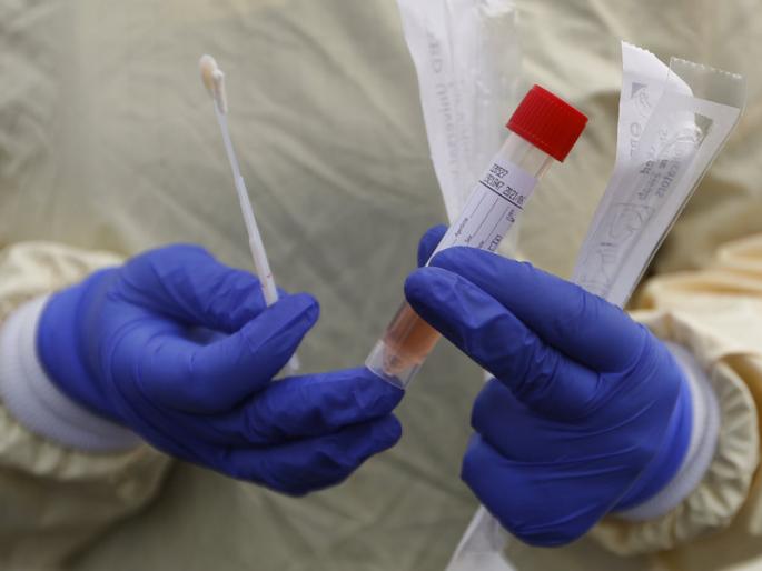 coronavirus: Now only high risk suspects will be investigated | coronavirus : आता फक्त ‘हाय रिस्क’ संशयितांचीच होणार तपासणी coronavirus: Now only high risk suspects will be investigated | coronavirus : आता फक्त ‘हाय रिस्क’ संशयितांचीच होणार तपासणी