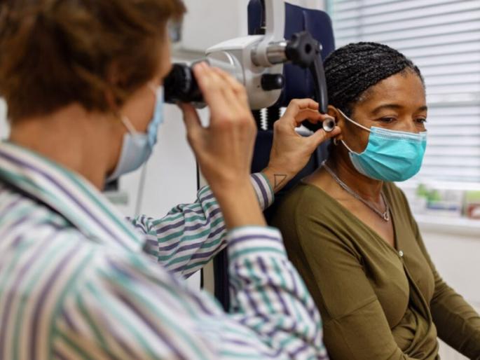 COVID-19 Can Affect the Inner Ear tinnitus People with Long COVID | Long Covid effects: दिर्घकाळ कोरोनाने ग्रस्त असलेल्यांमध्ये दिसतोय 'हा' गंभीर आजार, कायमचा बहिरेपणा येऊ शकतो COVID-19 Can Affect the Inner Ear tinnitus People with Long COVID | Long Covid effects: दिर्घकाळ कोरोनाने ग्रस्त असलेल्यांमध्ये दिसतोय 'हा' गंभीर आजार, कायमचा बहिरेपणा येऊ शकतो