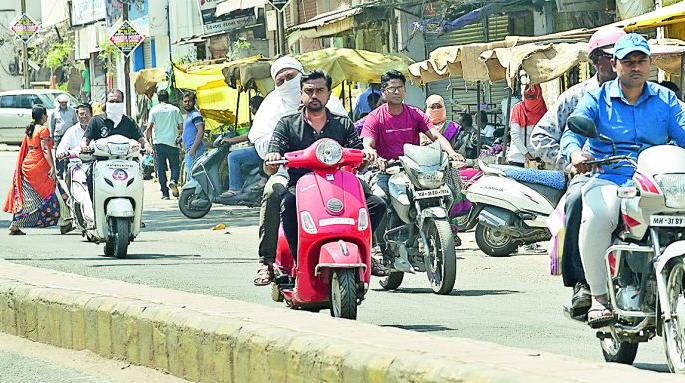 Police Be tough , control the wandering miscreant | पोलिसांनो कडक व्हा,उपद्रवींना फिरणाऱ्यांना आवरा