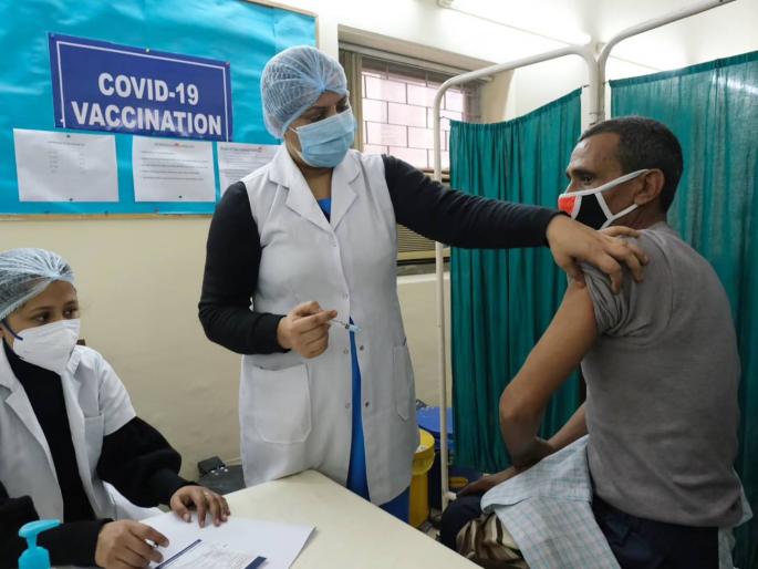 bjp pravin darekar slams bmc over corona vaccination | Corona Vaccine: लस नाही तर लसीकरण केंद्र का उघडता, लोकांचा वेळ फुकट का घालवता?; भाजपचा सवाल  bjp pravin darekar slams bmc over corona vaccination | Corona Vaccine: लस नाही तर लसीकरण केंद्र का उघडता, लोकांचा वेळ फुकट का घालवता?; भाजपचा सवाल