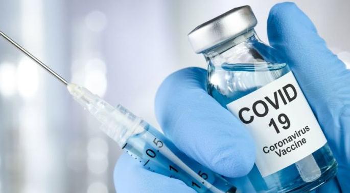 Corona Vaccine News: Frontline workers to get Corona vaccine from January 16 | Corona Vaccine News : १६ जानेवारीपासून फ्रंटलाइन वर्कर्सना मिळणार काेराेना लस Corona Vaccine News: Frontline workers to get Corona vaccine from January 16 | Corona Vaccine News : १६ जानेवारीपासून फ्रंटलाइन वर्कर्सना मिळणार काेराेना लस