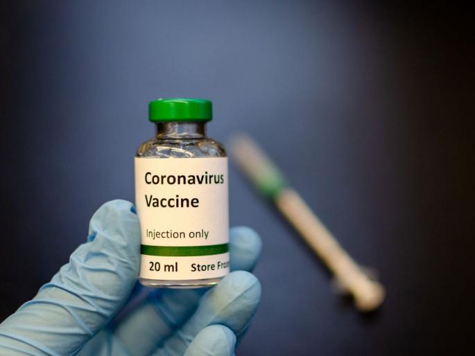 astrazeneca voluntarily paused clinical trial of its coronavirus vaccine after a volunteer developed | मोठा धक्का! एक व्यक्ती आजारी पडल्यानंतर ऑक्सफोर्डनं कोरोनावरच्या लसीची चाचणी थांबवली astrazeneca voluntarily paused clinical trial of its coronavirus vaccine after a volunteer developed | मोठा धक्का! एक व्यक्ती आजारी पडल्यानंतर ऑक्सफोर्डनं कोरोनावरच्या लसीची चाचणी थांबवली