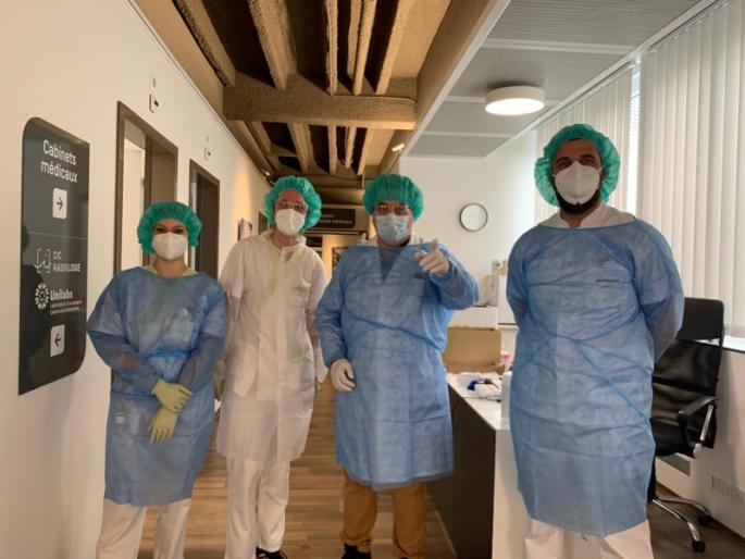 Corona Warrior awaits second dose | कोरोना योद्धेच दुसऱ्या डोसच्या प्रतीक्षेत Corona Warrior awaits second dose | कोरोना योद्धेच दुसऱ्या डोसच्या प्रतीक्षेत