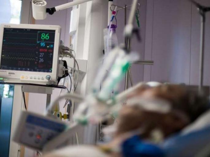 Another victim of corona in Akola, 223 new positive | अकोल्यात कोरोनाचा आणखी एक बळी, २२३ नवे पॉझिटिव्ह Another victim of corona in Akola, 223 new positive | अकोल्यात कोरोनाचा आणखी एक बळी, २२३ नवे पॉझिटिव्ह