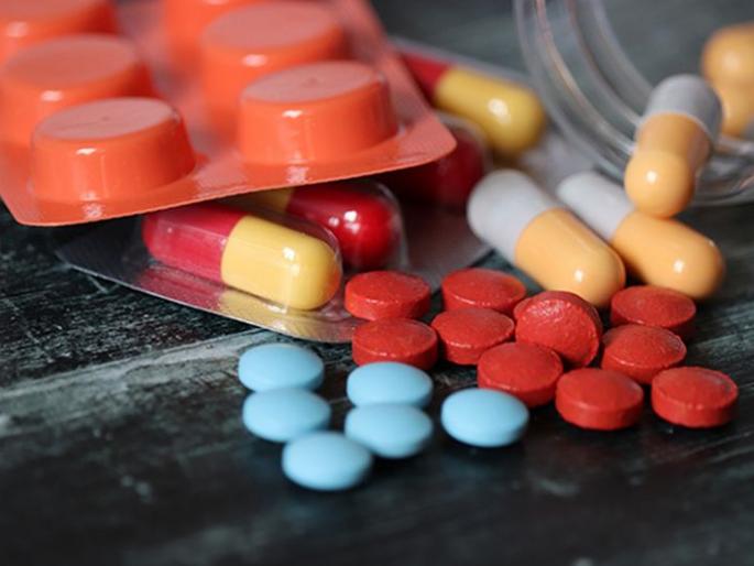 Treatment at home for fear of Corona testing! | चाचणीच्या भीतीने आजारावर घरीच उपचार! Treatment at home for fear of Corona testing! | चाचणीच्या भीतीने आजारावर घरीच उपचार!