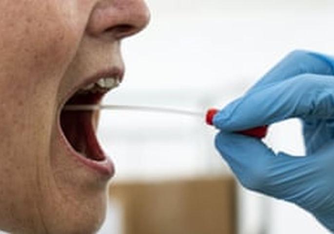 CoronaVirus in Akola 121 coronal free; Both died, 15 positive | १२१ कोरोनामुक्त; दोघांचा मृत्यू,१५ पॉझिटिव्ह CoronaVirus in Akola 121 coronal free; Both died, 15 positive | १२१ कोरोनामुक्त; दोघांचा मृत्यू,१५ पॉझिटिव्ह