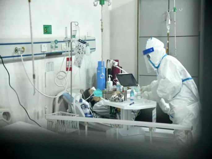 Coronavirus france reports record toll of 833 new coronavirus deaths SSS | Coronavirus : फ्रान्समध्ये कोरोनाचा हाहाकार! 24 तासांत तब्बल 833 जणांचा मृत्यू Coronavirus france reports record toll of 833 new coronavirus deaths SSS | Coronavirus : फ्रान्समध्ये कोरोनाचा हाहाकार! 24 तासांत तब्बल 833 जणांचा मृत्यू