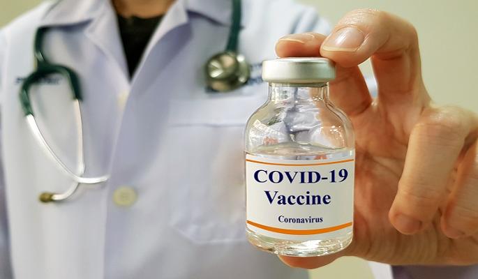 ‘Serum’ has the capacity to produce 60 million doses per month | ‘सीरम’मध्ये दरमहा ६ कोटी डोस निर्मितीची क्षमता ‘Serum’ has the capacity to produce 60 million doses per month | ‘सीरम’मध्ये दरमहा ६ कोटी डोस निर्मितीची क्षमता