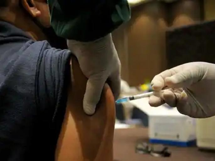 Infosys Accenture to cover cost of Corona virus vaccine for employees and immediate family itc limited mahindra also started thinking | IT क्षेत्रातील 'या' दोन दिग्गज कंपन्या आपल्या भारतीय कर्मचाऱ्यांच्या लसीकरणाचा खर्च उचलणार Infosys Accenture to cover cost of Corona virus vaccine for employees and immediate family itc limited mahindra also started thinking | IT क्षेत्रातील 'या' दोन दिग्गज कंपन्या आपल्या भारतीय कर्मचाऱ्यांच्या लसीकरणाचा खर्च उचलणार