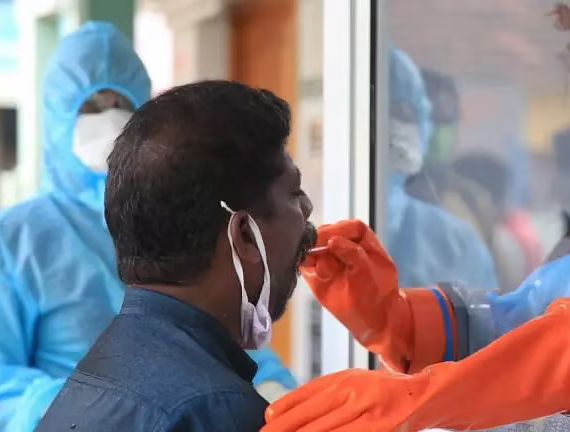 Center concerned over rising corona patients in Maharashtra | महाराष्ट्रातील वाढत्या कोरोना रुग्णांबाबत केंद्राला चिंता
