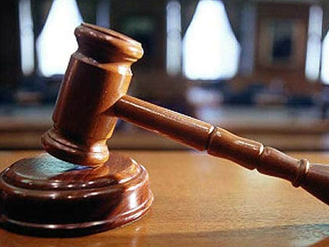 Corona has no right to parole - High Court | कोरोनामुळे पॅरोल मिळणे कैद्याचा अधिकार नाही - उच्च न्यायालय