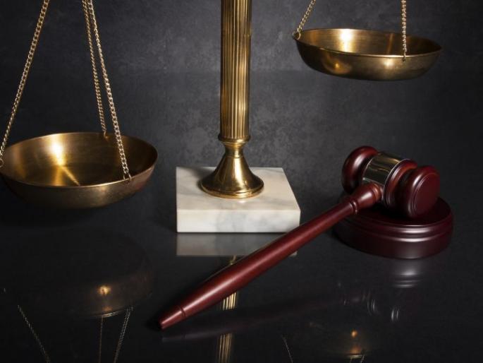 Life imprisonment for abusing a minor girl | अल्ववयीन मुलीवर अत्याचार करणाऱ्यास आजन्म कारावास