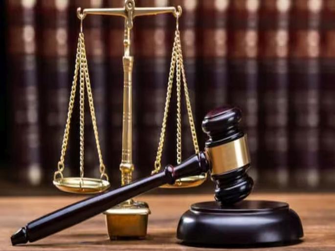 High Court orders insurance company to compensate family of worker who died in road accident | रस्ते अपघातातील मृत कामगाराच्या परिवारास भरपाई द्या; हायकोर्टाचे विमा कंपनीस आदेश