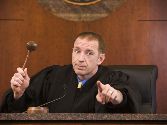 Give the judge the death penalty! The petitioner who made the demand was sent to jail by the delhi court | न्यायाधीशांना मृत्यूदंड द्या! मागणी करणाऱ्या याचिकाकर्त्याला कोर्टाने तुरुंगात पाठविले Give the judge the death penalty! The petitioner who made the demand was sent to jail by the delhi court | न्यायाधीशांना मृत्यूदंड द्या! मागणी करणाऱ्या याचिकाकर्त्याला कोर्टाने तुरुंगात पाठविले