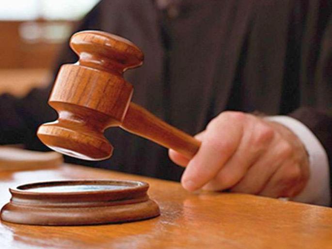 The husband who killed his wife at the wedding's wedding would be imprisoned in jail | लग्नाच्या वाढदिवशीच पत्नीला ठार मारणारा पती तुरूंगात फोडणार खडी The husband who killed his wife at the wedding's wedding would be imprisoned in jail | लग्नाच्या वाढदिवशीच पत्नीला ठार मारणारा पती तुरूंगात फोडणार खडी