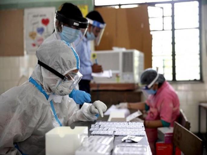 corona virus patients numbers increased more than 13 thousand in maharashtra after 5 months | राज्यात पाच महिन्यांनंतर सर्वाधिक कोरोनाबाधितांची नोंद; सापडले १३ हजारांपेक्षा अधिक बाधित corona virus patients numbers increased more than 13 thousand in maharashtra after 5 months | राज्यात पाच महिन्यांनंतर सर्वाधिक कोरोनाबाधितांची नोंद; सापडले १३ हजारांपेक्षा अधिक बाधित