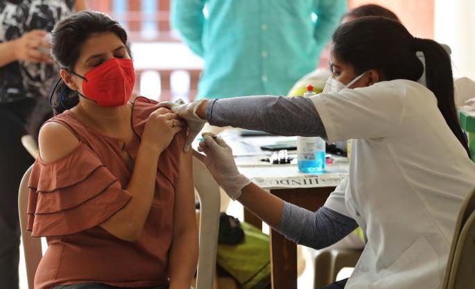 Corona Vaccine : Pune district received the highest dose of vaccine on Thursday; Vaccination will increase | Corona Vaccine : पुणे जिल्ह्याला गुरूवारी मिळाले लसींचे सर्वाधिक डोस; लसीकरणाचा वेग वाढणार Corona Vaccine : Pune district received the highest dose of vaccine on Thursday; Vaccination will increase | Corona Vaccine : पुणे जिल्ह्याला गुरूवारी मिळाले लसींचे सर्वाधिक डोस; लसीकरणाचा वेग वाढणार
