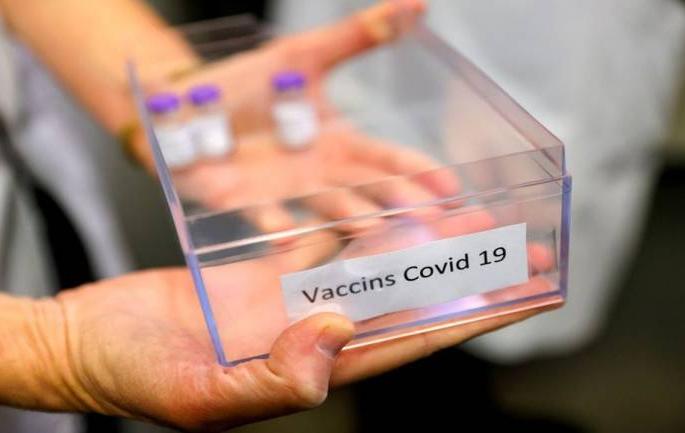 100 Kovid patients hospitalized in Goa in 24 hours, 6 deaths | गोव्यात २४ तासांत १०० कोविड रुग्ण इस्पितळात, ६ रुग्णांचा मृत्यू 100 Kovid patients hospitalized in Goa in 24 hours, 6 deaths | गोव्यात २४ तासांत १०० कोविड रुग्ण इस्पितळात, ६ रुग्णांचा मृत्यू