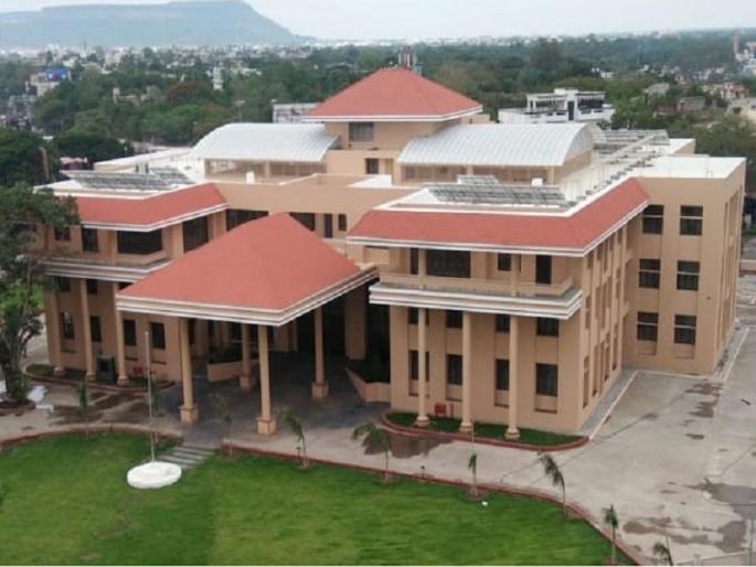 Attempted shooting of confidential branch documents at the Commissioner of Police Aurangabad ; One in custody | पोलीस आयुक्तालयात गोपनीय शाखेतील कागदपत्रांच्या शूटिंगचा प्रयत्न; एकजण ताब्यात Attempted shooting of confidential branch documents at the Commissioner of Police Aurangabad ; One in custody | पोलीस आयुक्तालयात गोपनीय शाखेतील कागदपत्रांच्या शूटिंगचा प्रयत्न; एकजण ताब्यात