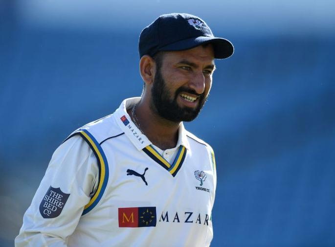 Cheteshwar Pujara becomes the first player to score a Twenty20 century for Saurashtra | IPL संघांनी नाकारलेल्या चेतेश्वर पुजाराचे ट्वेंटी-20 खणखणीत शतक; वीरु, रोहितशी बरोबरी