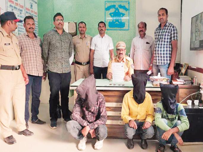 Medicinal pills base price Rs 65, selling at Rs 1200; 48 hours intoxication of one pill | औषधी गोळ्यांचा मूळ दर ६५ रुपये, विक्री १२०० रुपयांत; एका गोळीची ४८ तास नशा Medicinal pills base price Rs 65, selling at Rs 1200; 48 hours intoxication of one pill | औषधी गोळ्यांचा मूळ दर ६५ रुपये, विक्री १२०० रुपयांत; एका गोळीची ४८ तास नशा