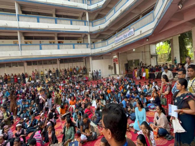 Phenomenal response of 750 students to creative canvas painting competition | क्रिएटिव्ह कॅनव्हास चित्रकला स्पर्धेला ७५० विद्यार्थ्यांचा अभूतपूर्व प्रतिसाद Phenomenal response of 750 students to creative canvas painting competition | क्रिएटिव्ह कॅनव्हास चित्रकला स्पर्धेला ७५० विद्यार्थ्यांचा अभूतपूर्व प्रतिसाद