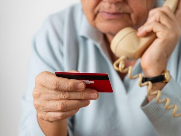 An army officer cheated to a doctor in Gondia | '५० जवानांची ब्लडटेस्ट करायची आहे' असे सांगून तोतया आर्मी अधिकाऱ्याने डॉक्टरांना एक लाखाने गंडविले An army officer cheated to a doctor in Gondia | '५० जवानांची ब्लडटेस्ट करायची आहे' असे सांगून तोतया आर्मी अधिकाऱ्याने डॉक्टरांना एक लाखाने गंडविले