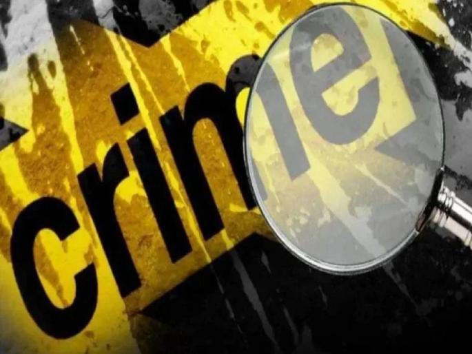 Girlfriend stopped talking, boyfriend got angry; set himself on fire outside his girlfriend's house! | गर्लफ्रेंडने बोलणं टाकलं, बॉयफ्रेंडचं डोकं सटकलं; प्रेयसीच्या घराबाहेरच स्वतःला पेटवलं! Girlfriend stopped talking, boyfriend got angry; set himself on fire outside his girlfriend's house! | गर्लफ्रेंडने बोलणं टाकलं, बॉयफ्रेंडचं डोकं सटकलं; प्रेयसीच्या घराबाहेरच स्वतःला पेटवलं!