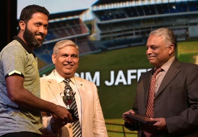 Inspire Waseem Jafar's dedicated attitude: Shashank Manohar | वसीम जाफरच्या समर्पित वृत्तीपासून प्रेरणा घ्या : शशांक मनोहर