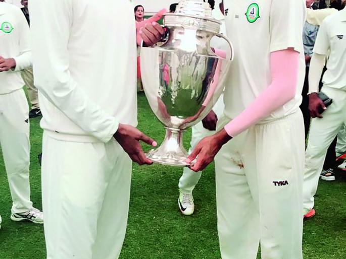 Asia Cup, Ravi Rohit, Akilkar proud of Ako's name in Ranji Trophy! | आशिया कप, रणजी ट्रॉफीमध्ये अकोल्याचे नाव उज्ज्वल करणार्या रवी, आदित्यचा अकोलेकरांना अभिमान! Asia Cup, Ravi Rohit, Akilkar proud of Ako's name in Ranji Trophy! | आशिया कप, रणजी ट्रॉफीमध्ये अकोल्याचे नाव उज्ज्वल करणार्या रवी, आदित्यचा अकोलेकरांना अभिमान!