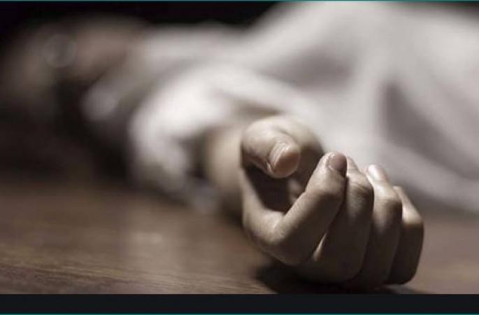 After the daughter, the father also gave up his life | कन्येपाठोपाठ पित्यानेही सोडले प्राण After the daughter, the father also gave up his life | कन्येपाठोपाठ पित्यानेही सोडले प्राण