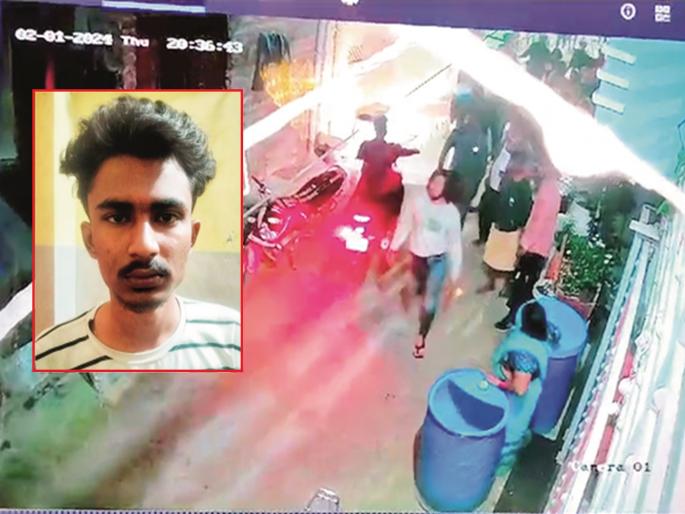 They broke into the house and put a knife to the mother's neck, then dragged the girl and tried to sexually harras her | संतापजनक! घरात घुसून लावला आईच्या गळ्याला चाकू, मुलीला ओढून गैरकृत्य करण्याचा प्रयत्न They broke into the house and put a knife to the mother's neck, then dragged the girl and tried to sexually harras her | संतापजनक! घरात घुसून लावला आईच्या गळ्याला चाकू, मुलीला ओढून गैरकृत्य करण्याचा प्रयत्न