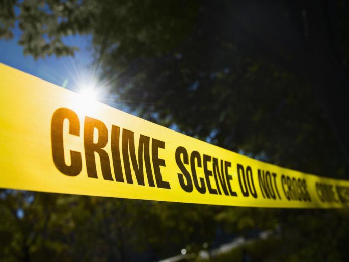 Angry over being slapped; One container driver crushed another by throwing a container on his body | चापट मारल्याच्या राग; एका कंटेनर चालकाने दुसऱ्याच्या अंगावर कंटेनर घालून चिरडले