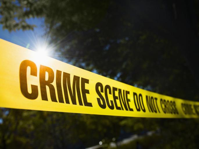 Beating the young woman by calling to settle the dispute; Crime of molestation against three friends | वाद मिटवण्यासाठी बोलवून तरुणीला मारहाण; तीन मित्रांवर विनयभंगाचा गुन्हा Beating the young woman by calling to settle the dispute; Crime of molestation against three friends | वाद मिटवण्यासाठी बोलवून तरुणीला मारहाण; तीन मित्रांवर विनयभंगाचा गुन्हा