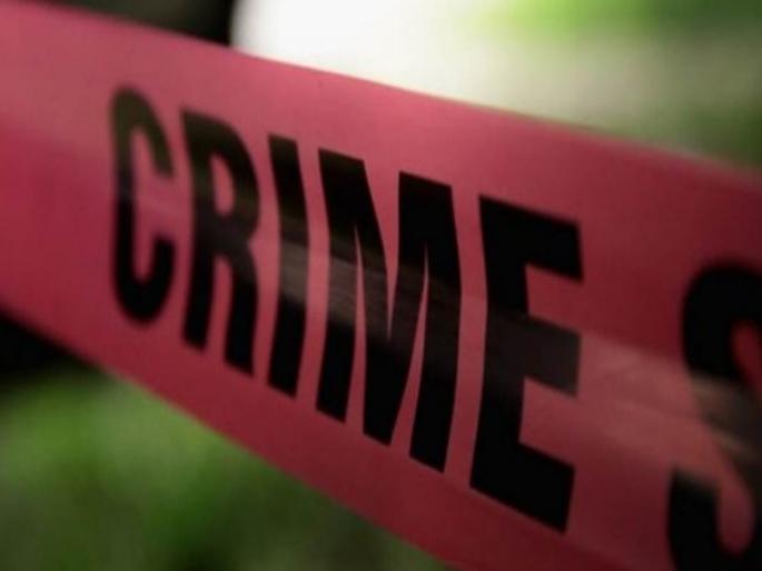 Struggling to return the money the young man took the extreme step A case has been registered against three | पैसे परत करण्यासाठी तगादा लावल्याने तरुणाने उचलले टोकाचे पाऊल; तिघांविरुद्ध गुन्हा दाखल