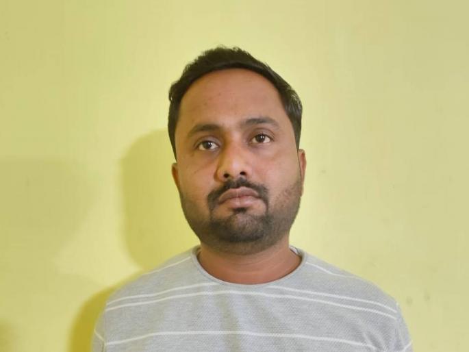 Abhijit Bandagar sent to Yerwada Jail for spreading terror among people and demanding ransom | लोकांमध्ये दहशत पसरवून खंडणी मागणाऱ्या अभिजित बंडगरची येरवडा तुरुंगात रवानगी Abhijit Bandagar sent to Yerwada Jail for spreading terror among people and demanding ransom | लोकांमध्ये दहशत पसरवून खंडणी मागणाऱ्या अभिजित बंडगरची येरवडा तुरुंगात रवानगी