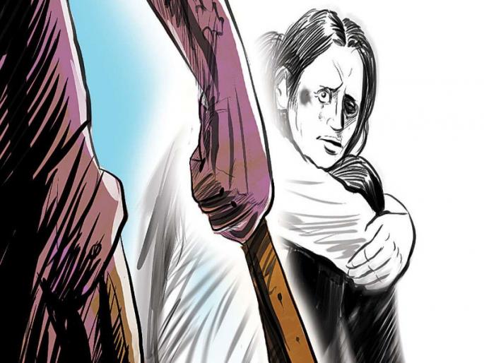 beat to mother by iron rode in pimpri | पिंपरीत मुलानेच आईला केली रॉडने मारहाण beat to mother by iron rode in pimpri | पिंपरीत मुलानेच आईला केली रॉडने मारहाण