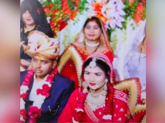 banda murder for dowry woman body found in in laws home | खळबळजनक! कर्ज घेतलं, हुंड्याची प्रत्येक मागणी पूर्ण, तरी...; लेकीचा मृतदेह पाहून बापाचा टाहो banda murder for dowry woman body found in in laws home | खळबळजनक! कर्ज घेतलं, हुंड्याची प्रत्येक मागणी पूर्ण, तरी...; लेकीचा मृतदेह पाहून बापाचा टाहो