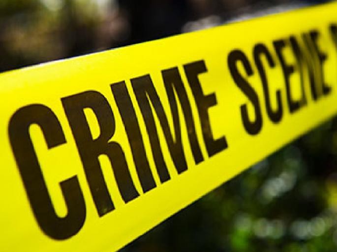 An old man from Bhadvan Taluka Ajara was robbed by unknown thieves | Crime News: पोलीस ओळखपत्राला भुलला, वृद्ध भरदिवसा गंडला An old man from Bhadvan Taluka Ajara was robbed by unknown thieves | Crime News: पोलीस ओळखपत्राला भुलला, वृद्ध भरदिवसा गंडला