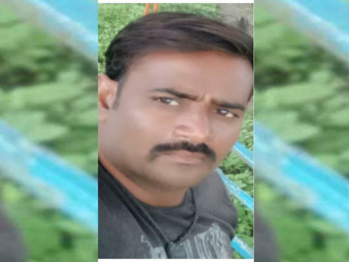 Selling mutton cheaply, the seller was stabbed in the stomach | स्वस्तात मटण विकल्यामुळे विक्रेत्याच्या पोटात खुपसला सुरा Selling mutton cheaply, the seller was stabbed in the stomach | स्वस्तात मटण विकल्यामुळे विक्रेत्याच्या पोटात खुपसला सुरा