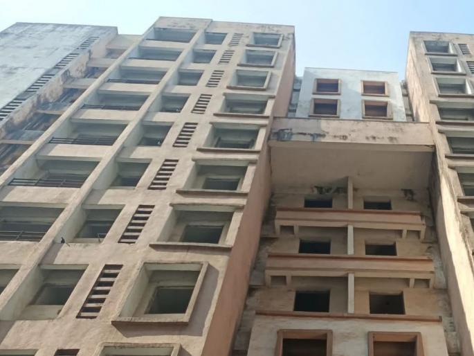 Crime News: Wire came to steal and lost his life, the thief died after falling from the eighth floor of the building | Crime News: वायर चोरण्यासाठी आला आणि जीव गमावून बसला, इमारतीच्या आठव्या मजल्यावरून पडून चोराचा मृत्यू