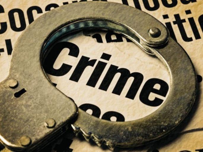 Trying to strangulate child by father | पित्याकडून चिमुकल्याचा गळा आवळण्याचा प्रयत्न Trying to strangulate child by father | पित्याकडून चिमुकल्याचा गळा आवळण्याचा प्रयत्न