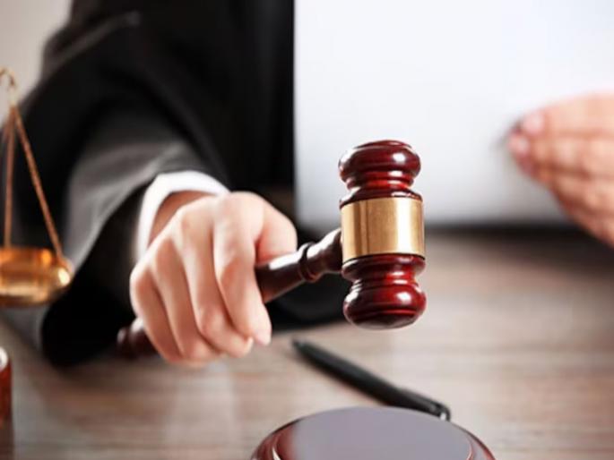 Father sentenced to nine months of hard labor for dancing naked in front of stepdaughters | पोटच्या मुलींसमोर नग्न होऊन नृत्य; नराधम पित्याला नऊ महिने सक्तमजुरीची शिक्षा Father sentenced to nine months of hard labor for dancing naked in front of stepdaughters | पोटच्या मुलींसमोर नग्न होऊन नृत्य; नराधम पित्याला नऊ महिने सक्तमजुरीची शिक्षा