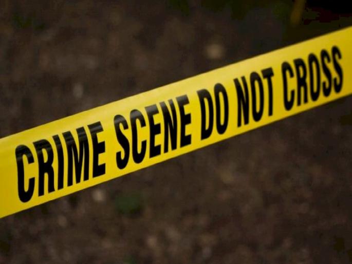 Gangster attacks youth with ax on suspicion of being a police informer; Incident in Pune city | पोलिसांचा खबरी असल्याच्या संशयाने गुंडाचा तरुणावर कुऱ्हाडीने वार; पुणे शहरातील घटना Gangster attacks youth with ax on suspicion of being a police informer; Incident in Pune city | पोलिसांचा खबरी असल्याच्या संशयाने गुंडाचा तरुणावर कुऱ्हाडीने वार; पुणे शहरातील घटना