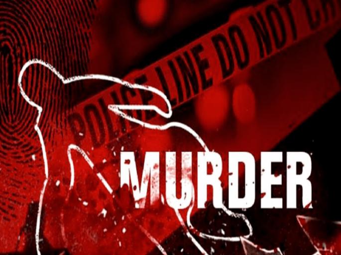 Drunk son stabs mother to death with sword in Tasgaon sangli | Sangli Crime: किरकोळ कारणावरून वाद झाला, रागात मुलाने तलवारीने भोसकून आईचा खून केला Drunk son stabs mother to death with sword in Tasgaon sangli | Sangli Crime: किरकोळ कारणावरून वाद झाला, रागात मुलाने तलवारीने भोसकून आईचा खून केला