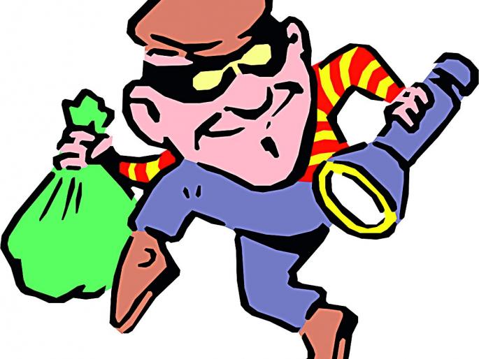 The car was also taken away along with the burglary | घरफोडीसह कारही लांबविली The car was also taken away along with the burglary | घरफोडीसह कारही लांबविली